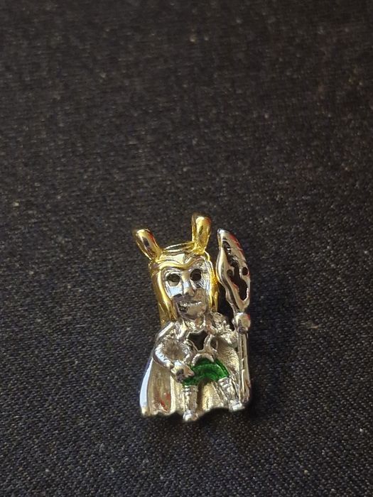 Vand Talismane Pandora Marvel noi: Thor și Loki