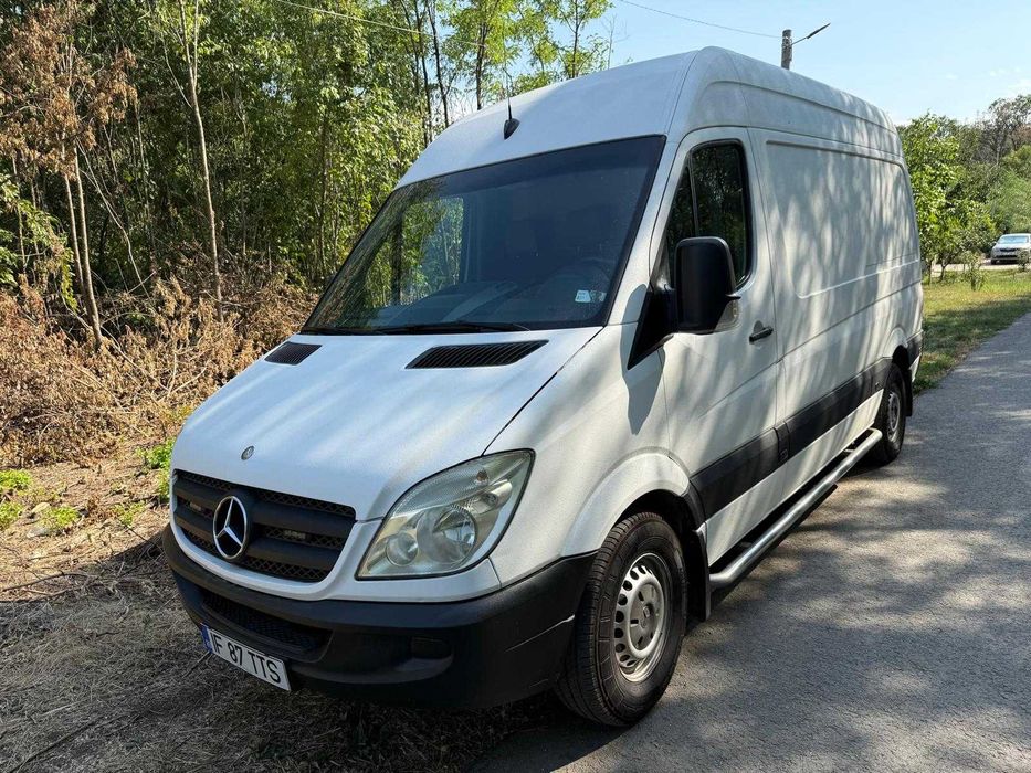 Vand Mercedes Sprinter atelier mobil service mobil pret cu TVA