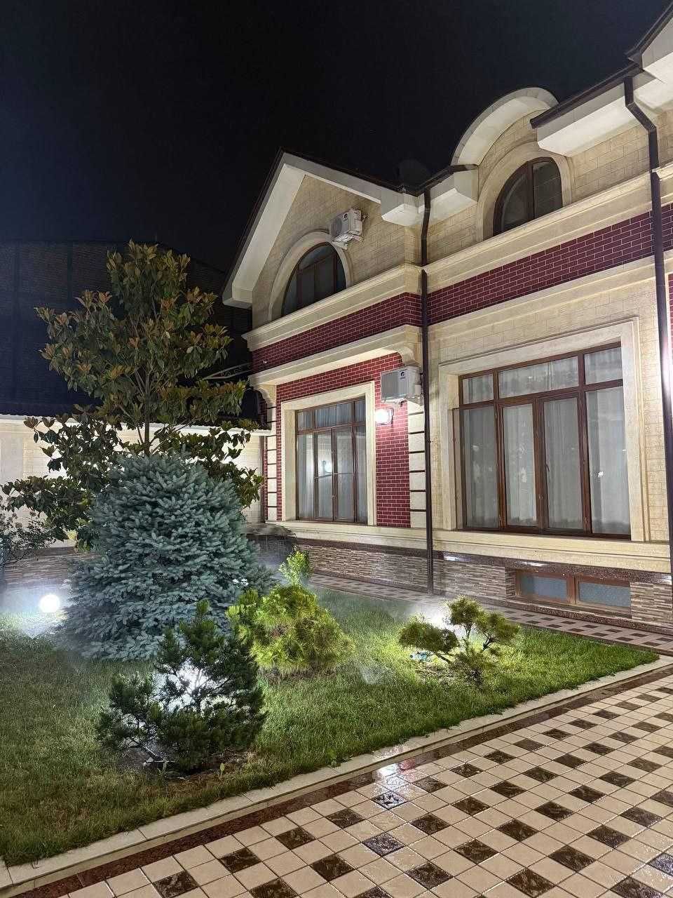 Продаётся дом 
Район Чиланзарский район