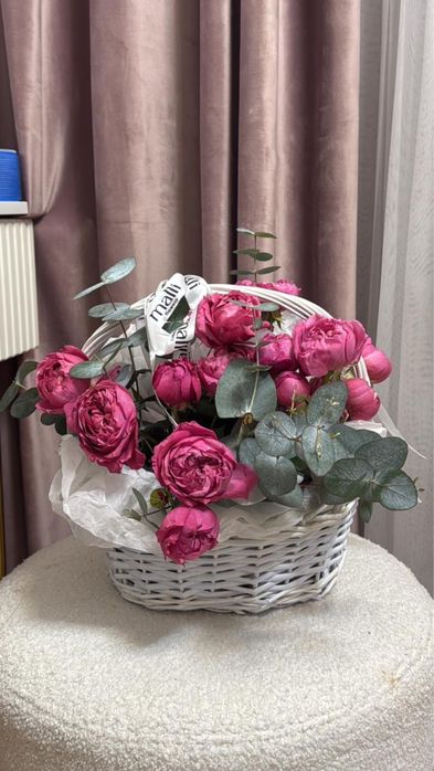 цветочка в корзине за 8000тг