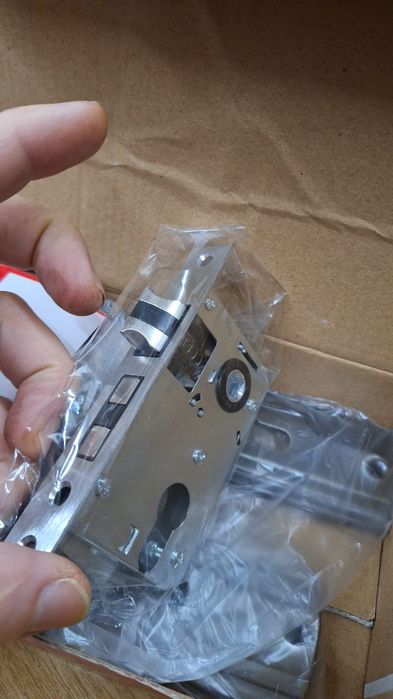 Broasca usa interior mdf.