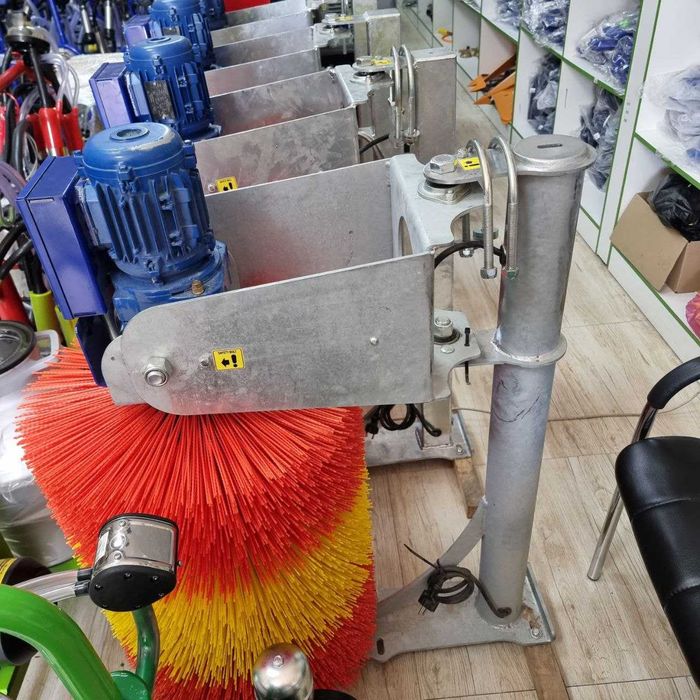 Щётка чесалка Электрическая