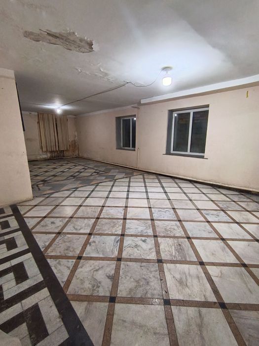 Сдается Чиланзар Казирабад полуподвальное помещение в дол дороге