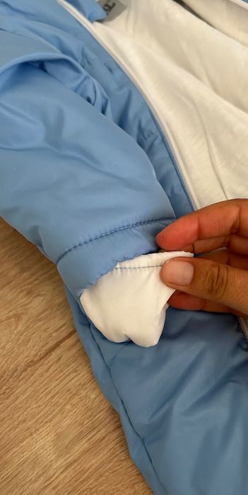 Зимен космонавт за бебе 68 см с вградени ръкавички и чорапче