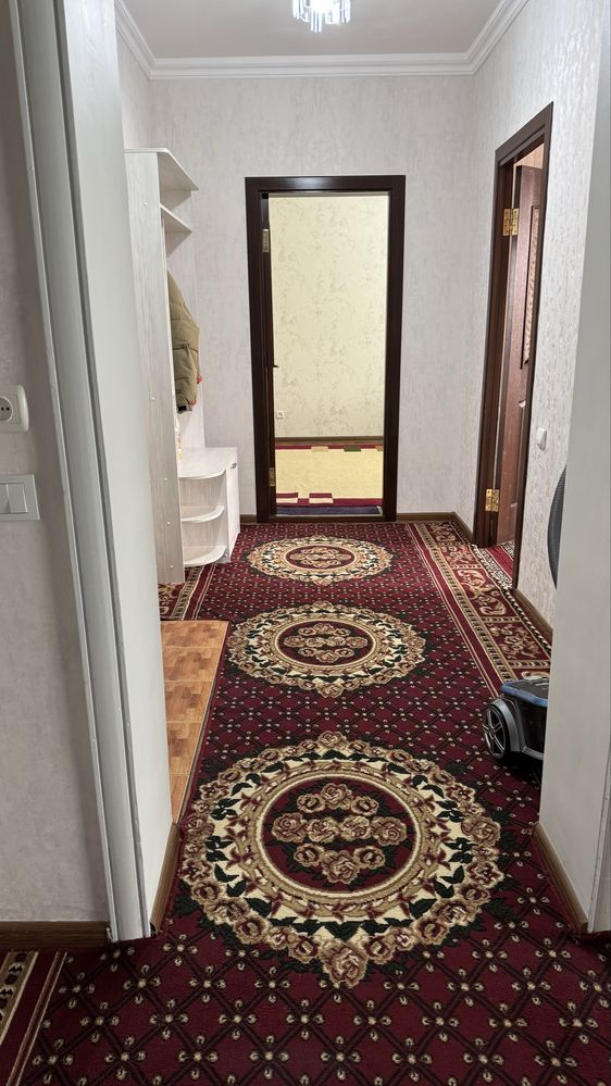 Kvartira sotiladi 2-xonali 57kv Qoratosh samarqand darvoza yangi remon