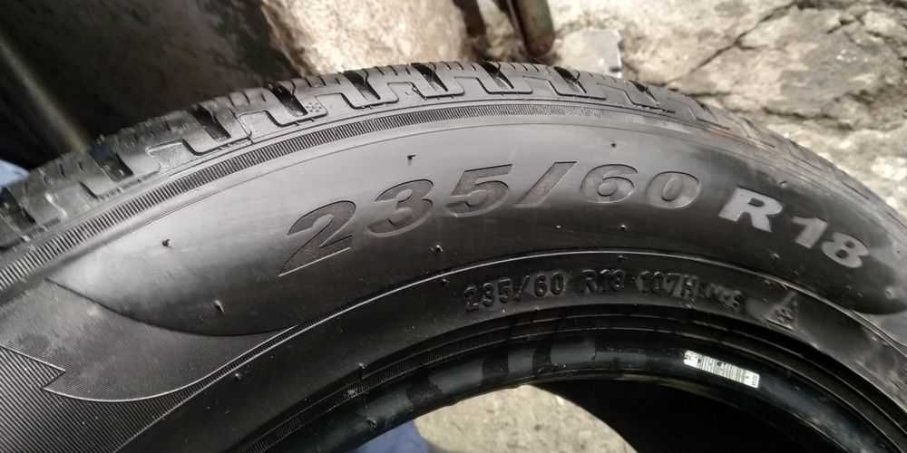 Зимни гуми -2020г.-18цола-235/60-1бр.-100лв."PIRELLI"