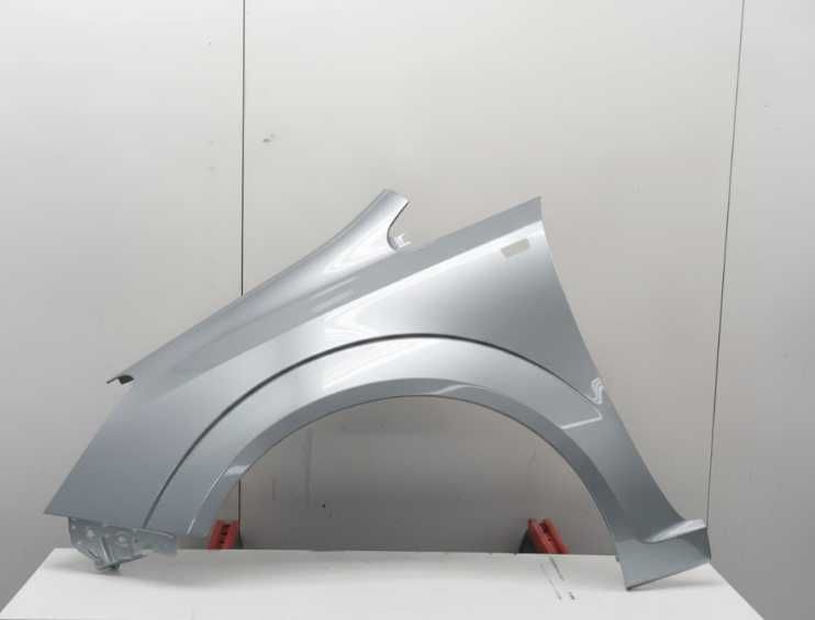 Aripa Fata Stanga Opel Zafira B An 2005-2012 (Z157 (Gri Deschis))