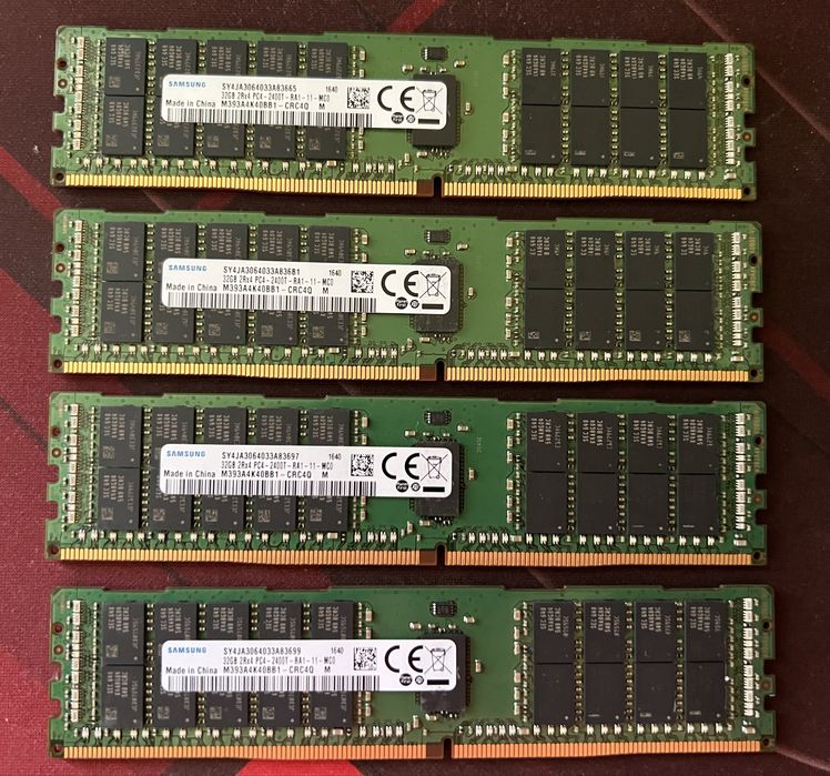Kit Memorii DDR4 Samsung 128GB(4x32) 2400T ECC Registered server/work