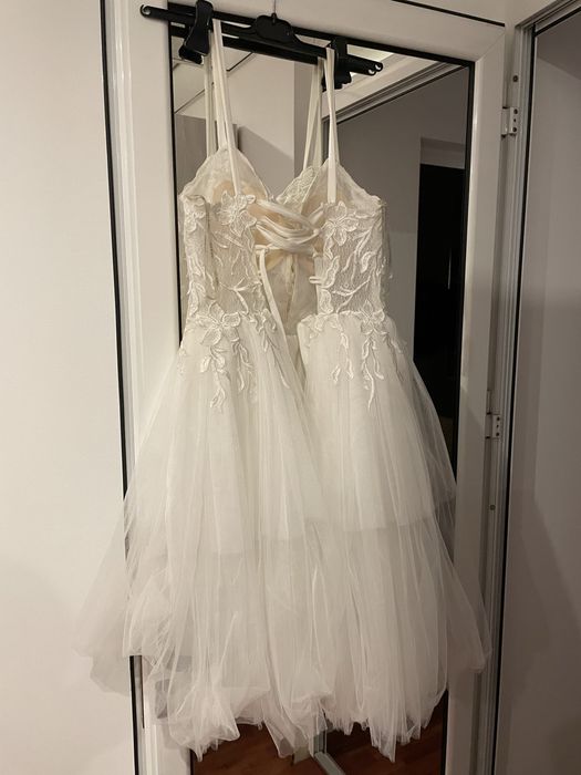 Vand Rochie de mireasa marimea M
