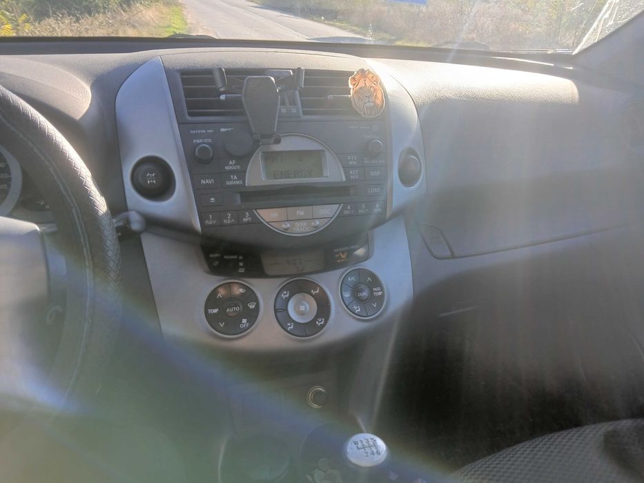 Toyota rav 4 2.2 136  d4d 2007g