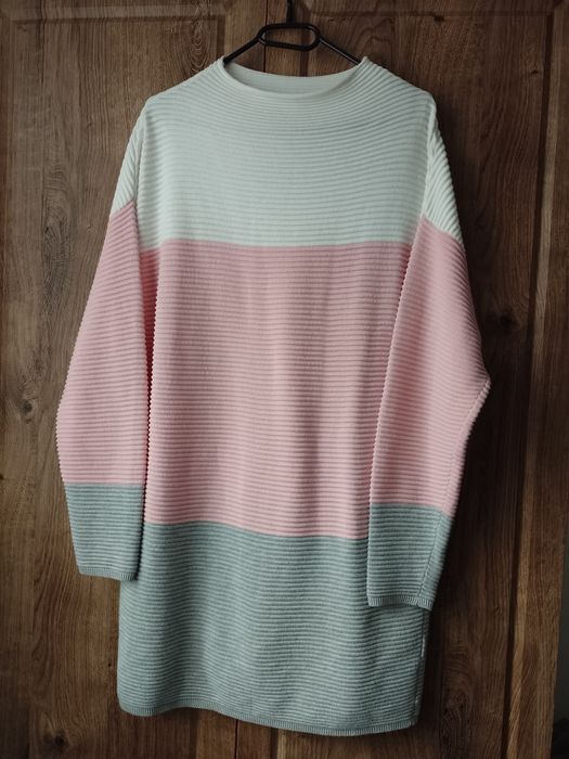 Pulover lung tip rochie