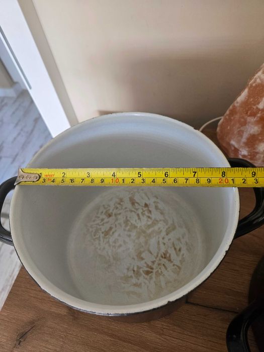 Чугунени тенджери 2бр.