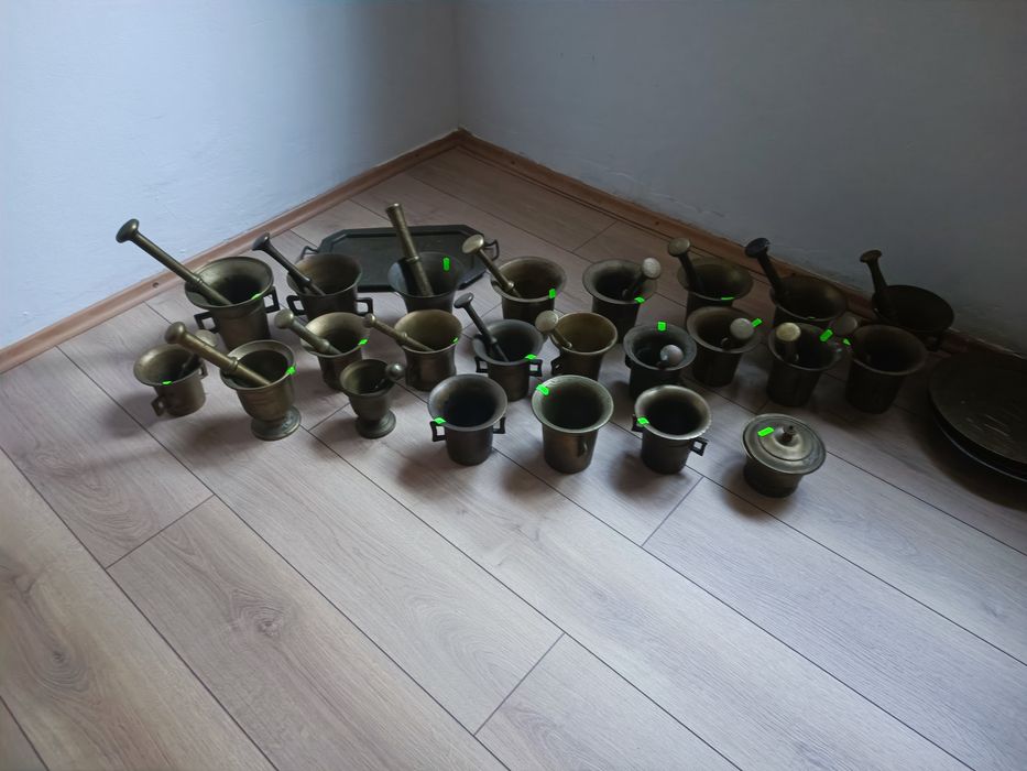 Colecție piulițe cu pistile bronz