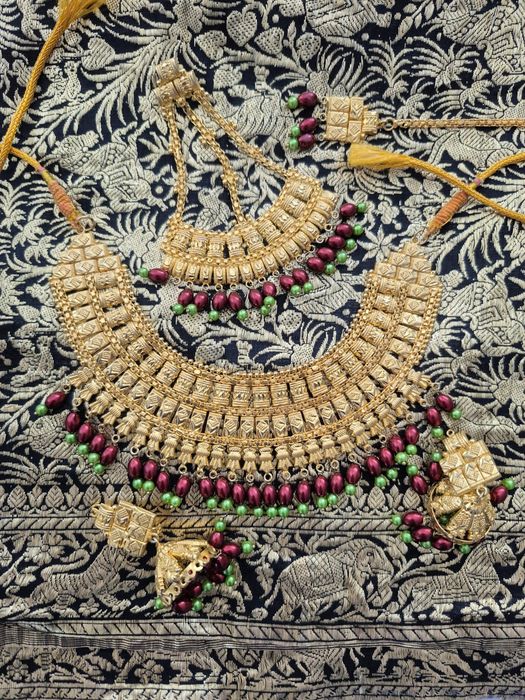 Set indian sau pskistanez