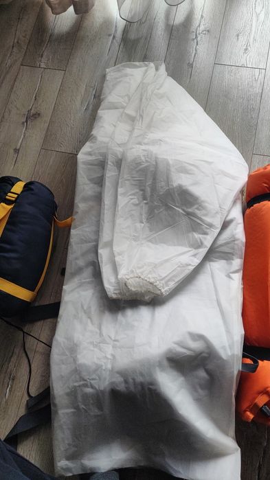 Rucsac munte 55l, sac dormit, saltea, pelerină
