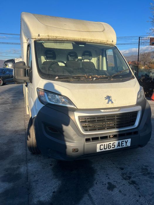 Dezmembrez Peugeot boxer