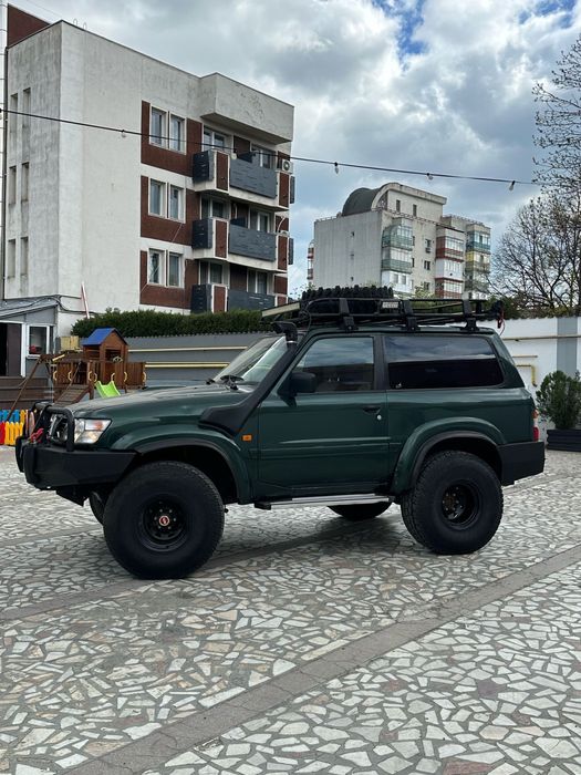 Patrol y 61 autoutilitara variante autorulota