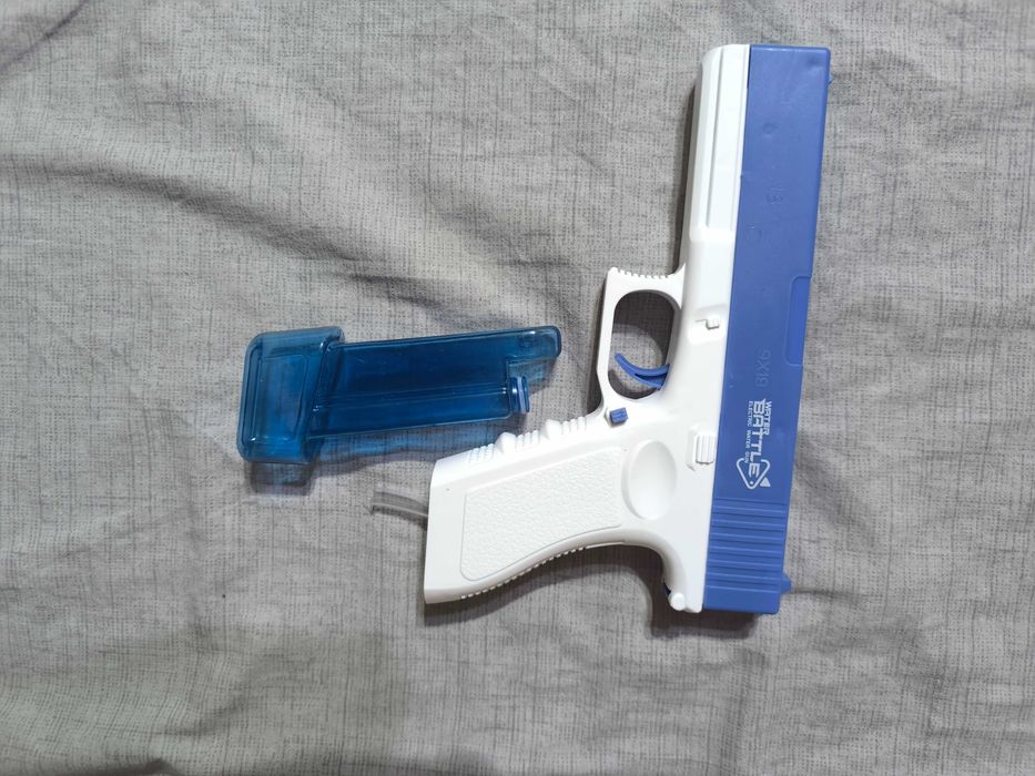 Электрический водяной пистолет Water Battle