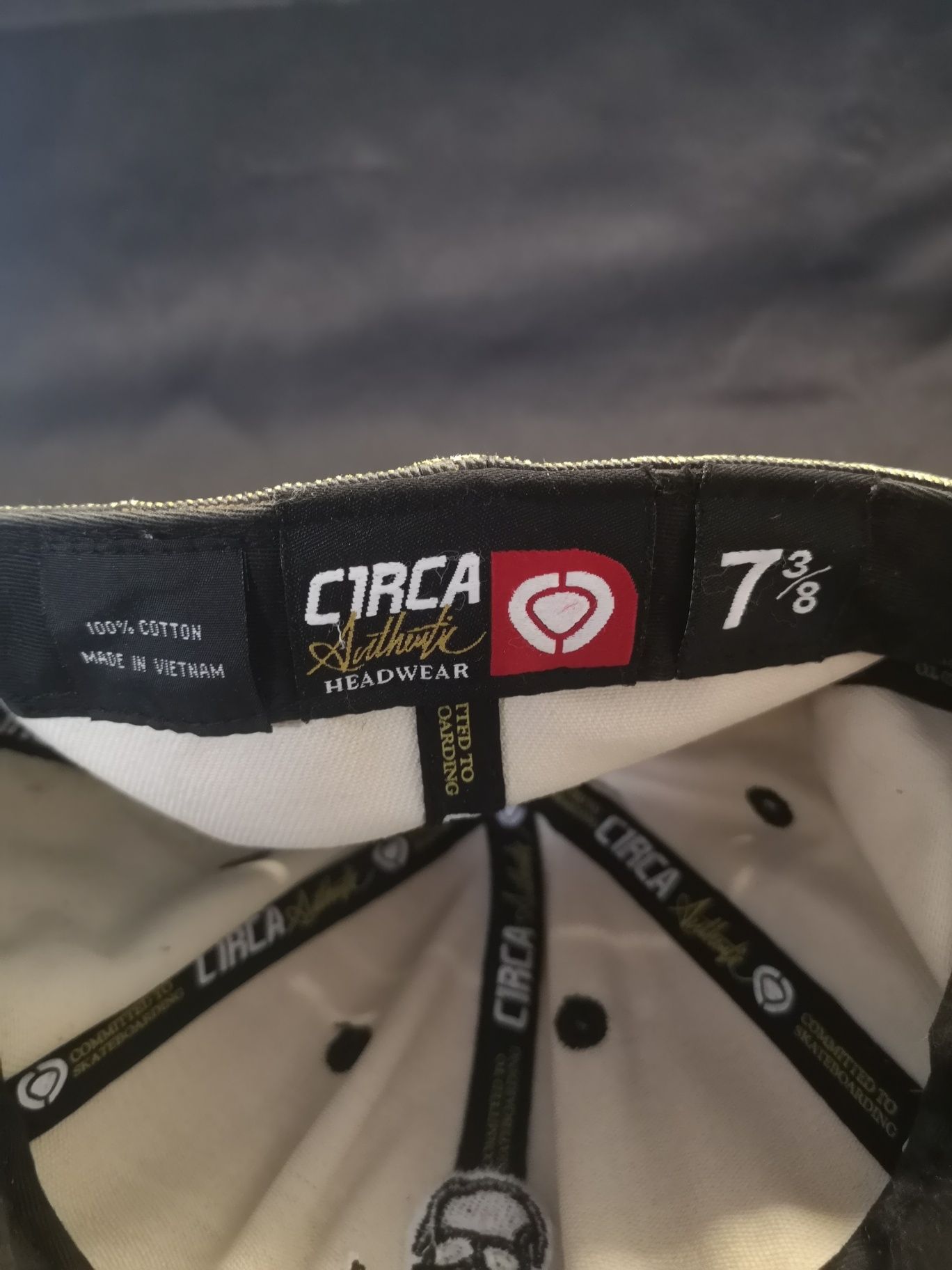 Винтидж шапка Circa