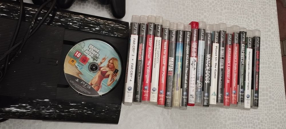 PS3+19 дисков. Все работает.