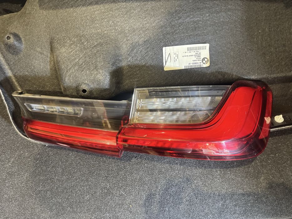 Десни стопове за BMW g20