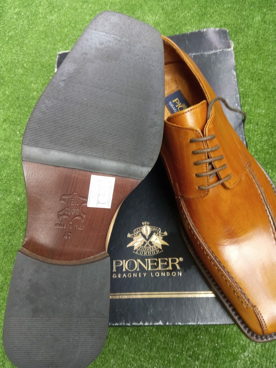 Мъжки обувки от естествена кожа Pioneer