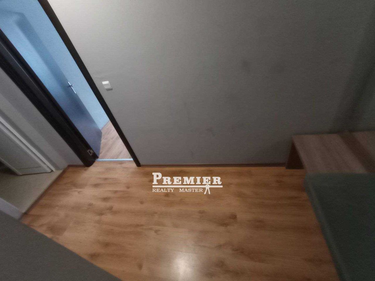Продава се Двустаен апартамент в Поморие - 61 кв.м за 1558 €/кв.м - Снимка #3