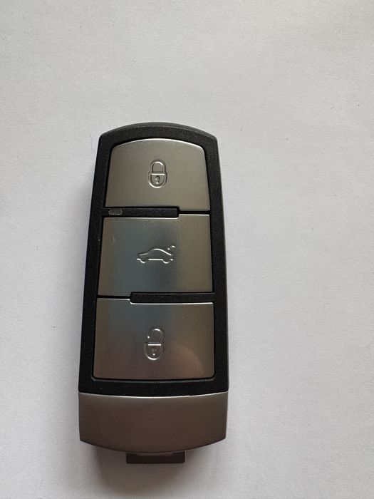Кутийка ключ за volkswagen Passat b6/b7