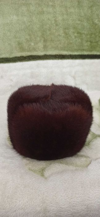 Продам шапку меховую