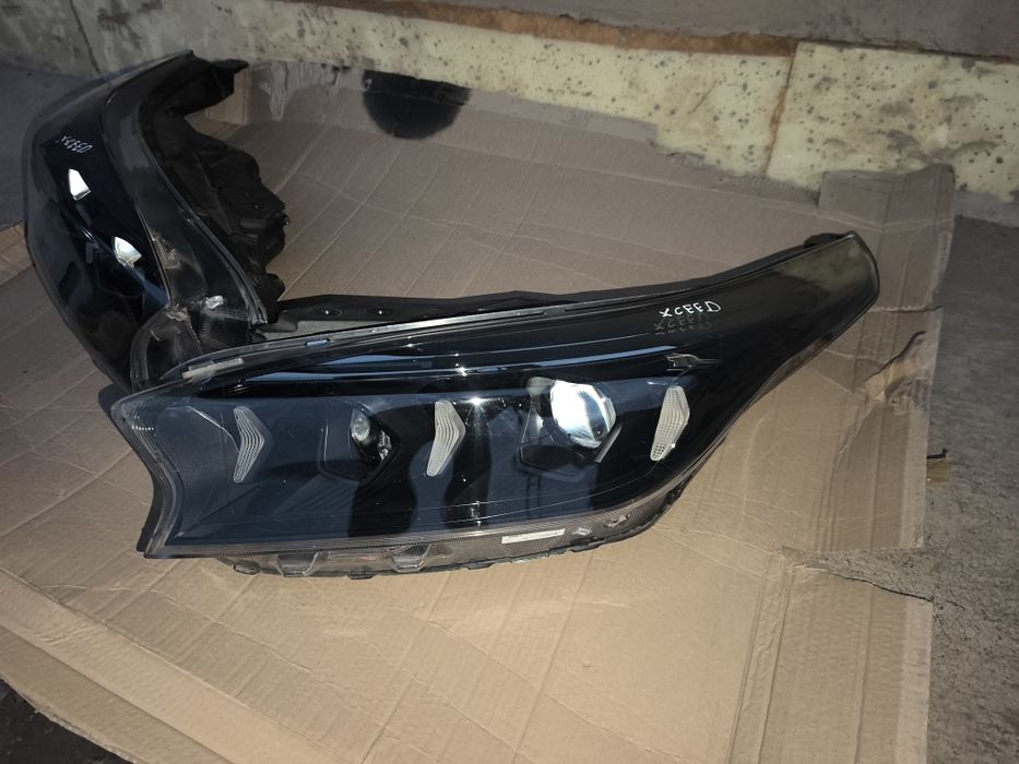 Фара левая Киа иксид kia xceed 92101J7850