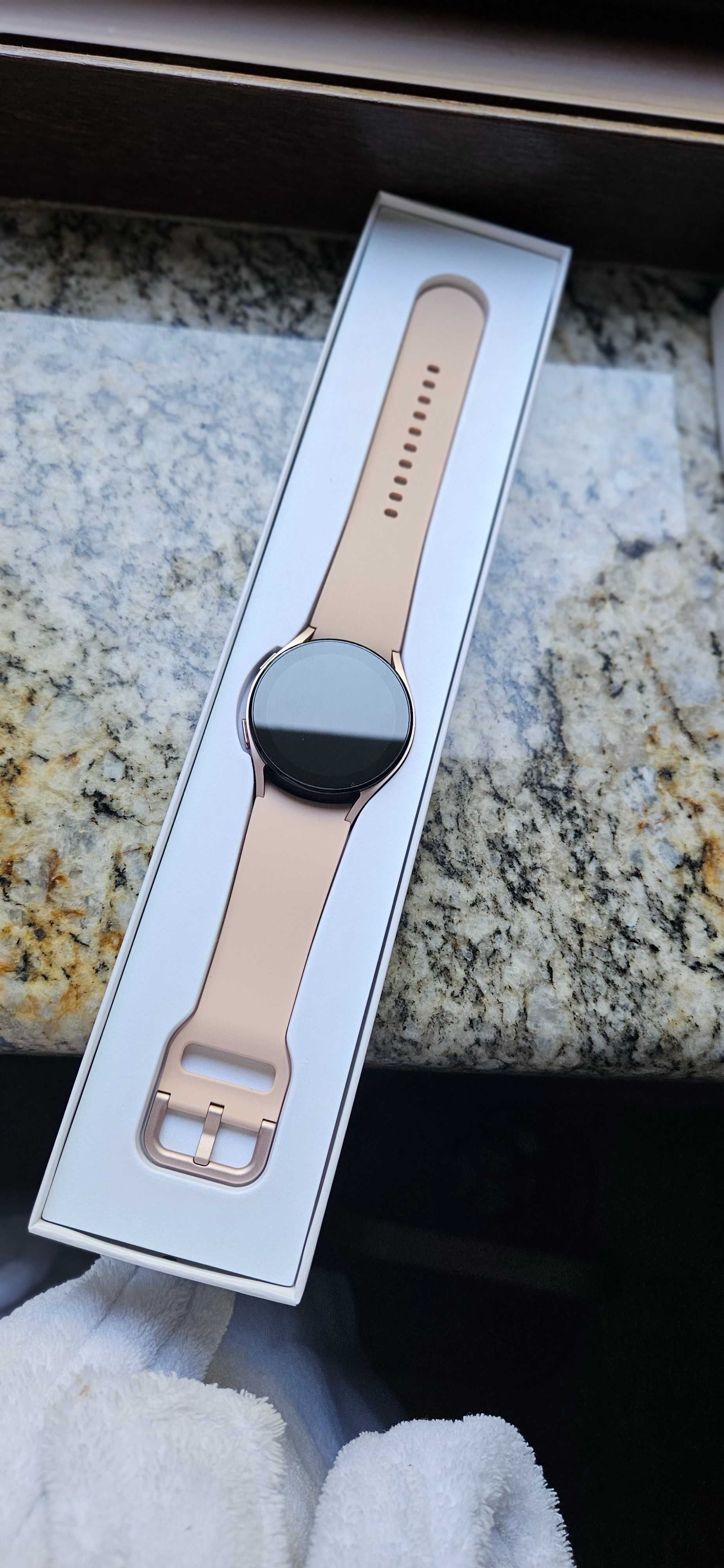 Smart Watch 5 Pink