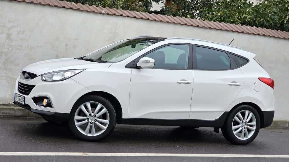Hyundai IX35 2012 2.0crdi 136cp 4x4 Euro5 / PANO Keyless NAVI Piele