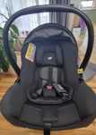 Scoica auto Joie I -SNUG cu insert bebe, de la nastere pana la 75 cm