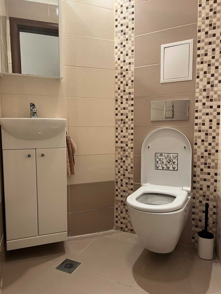 Дава се под наем Тристаен апартамент в София, Младост 4 - 76 кв.м за 650 € - Снимка #12