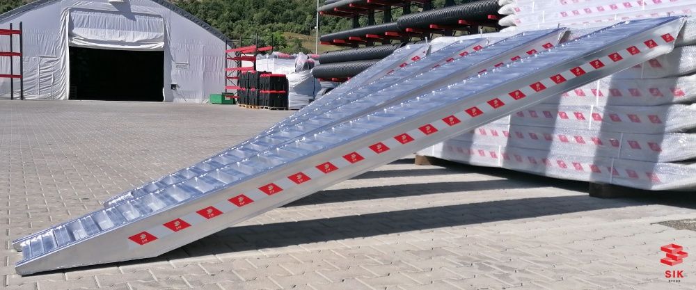 Rampe aluminiu utilaje de constructii, podea plina PRET BOMBA