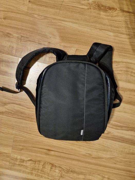 Canon 1200D EOS cu două obiective