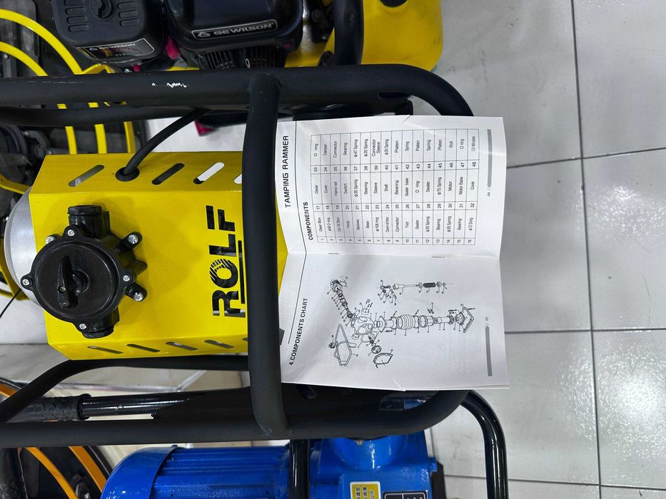 Трамбовка  Tramboka Кенгуру  Kenguru Виброплита Rolf 3000вт  HDC 125