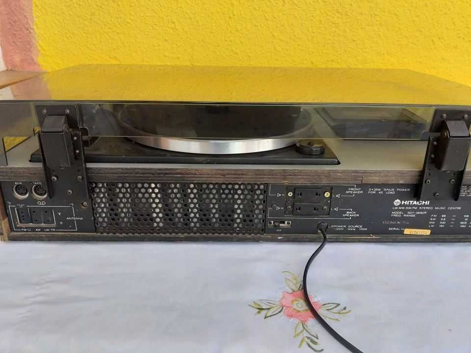 Pickup-radio-casetofon HITACHI