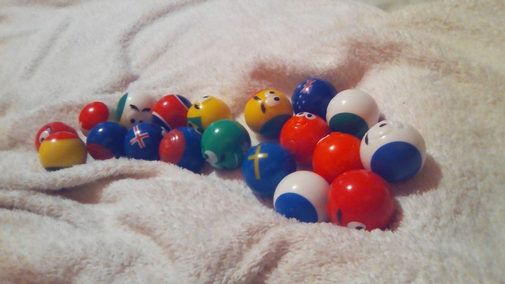 Топчо България- подпис Бербатов.Топчовците Кауфланд-цял запълнен албум