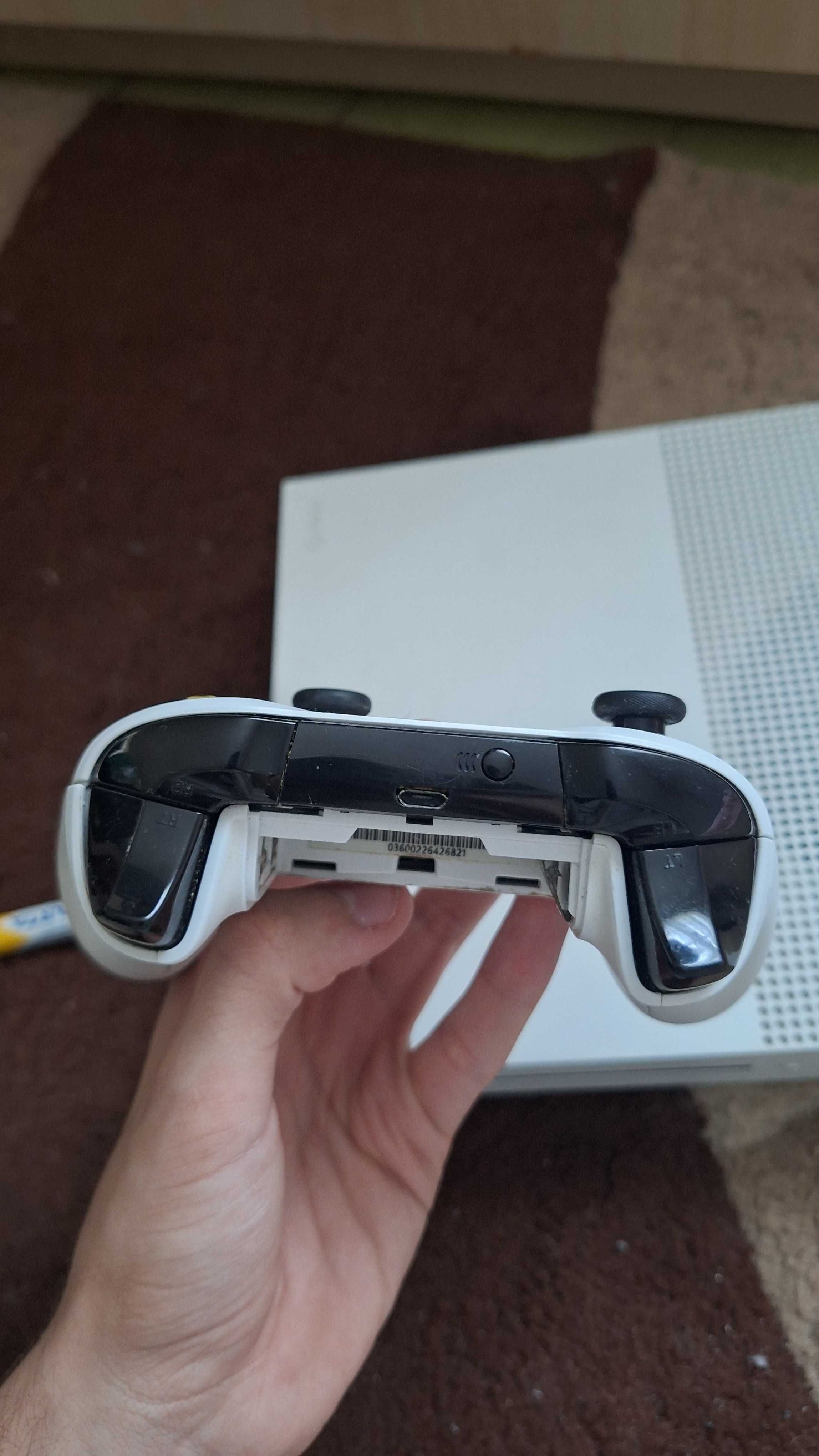 Конзола xbox one s 1tb