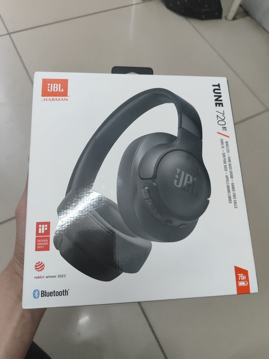 продаю наушники JBL720BT
