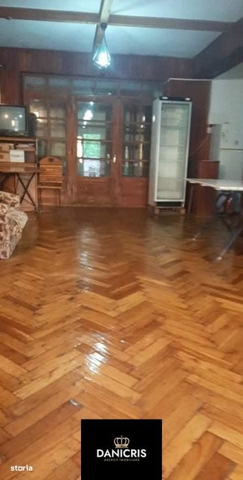 Costinesti- vila P+1+M cu 12 camere + teren 502 mp