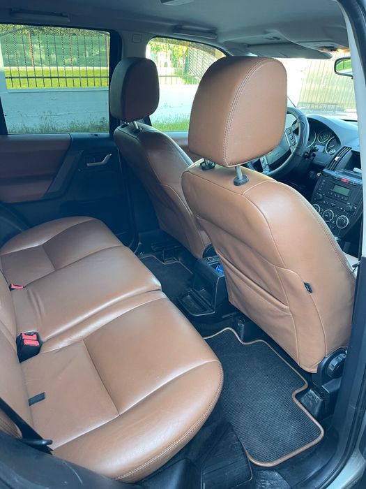 Land Rover Frelander 2