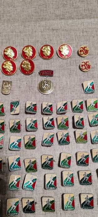 Значки от соца. 95 бр.