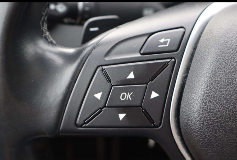 Mercedes-Benz CLA 220 Panorama