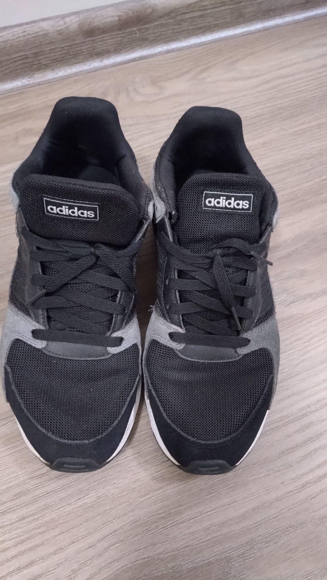 Маратонки Adidas