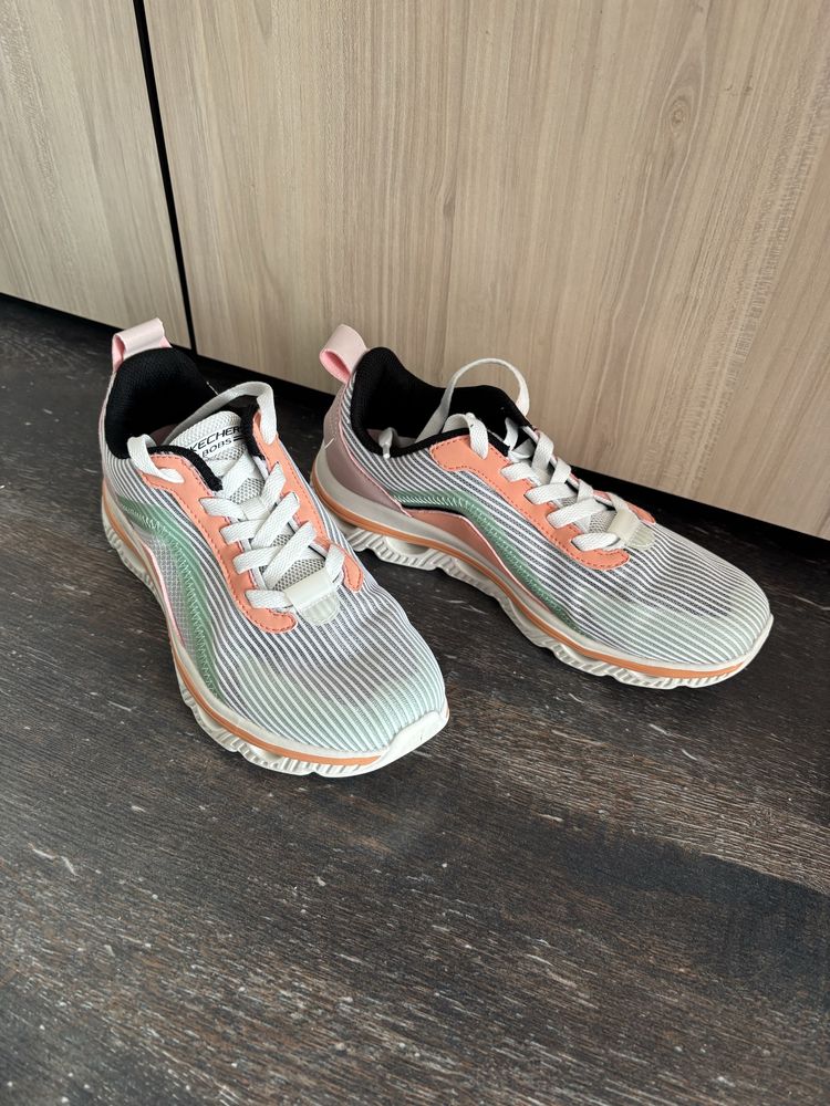 Маратонки Skechers