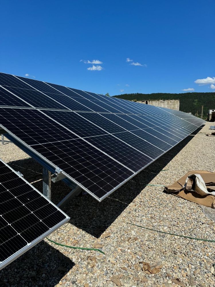 Sistem complet de montaj la sol pentru 6 panouri foto-voltaice