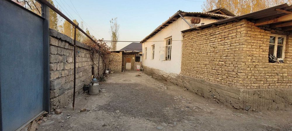 СРОЧНО, продаётся земля в районе "Юкори Чирчик" !! Посёлок сотсализм..