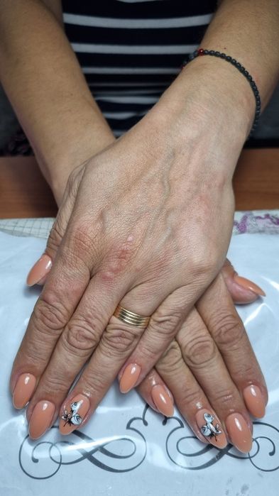 Manichiură și pedichiura